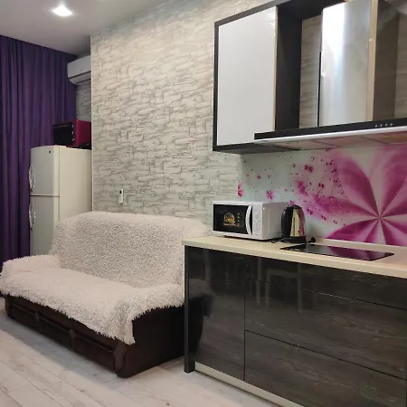 Marine Club Apartment *