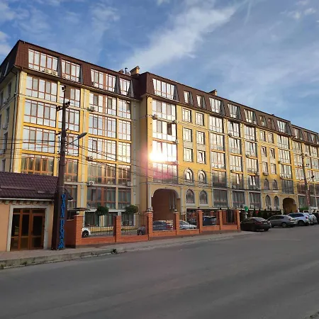 Apartment Marine Club